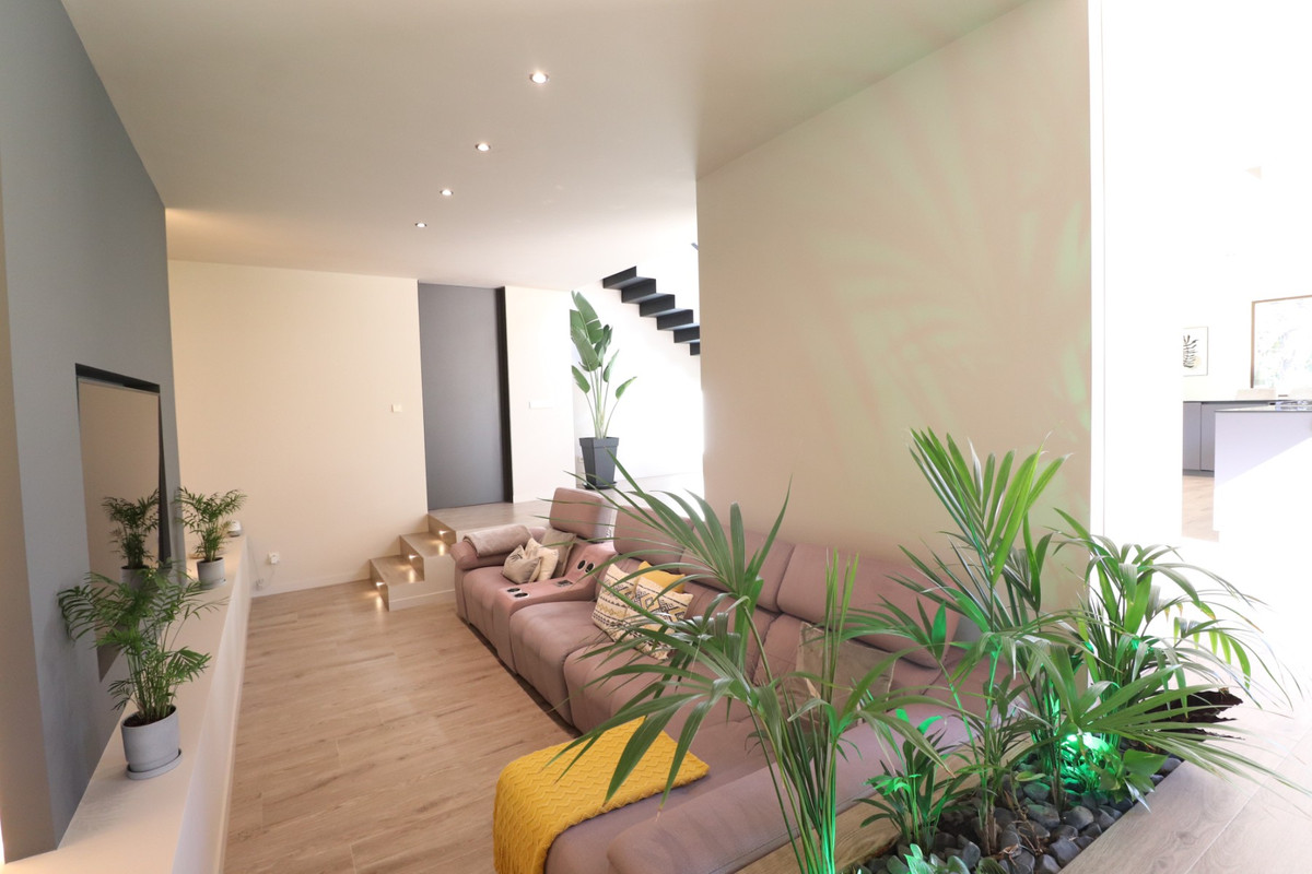 Vrijstaande Villa te koop in Aspe | 5 slaapkamers H4670110