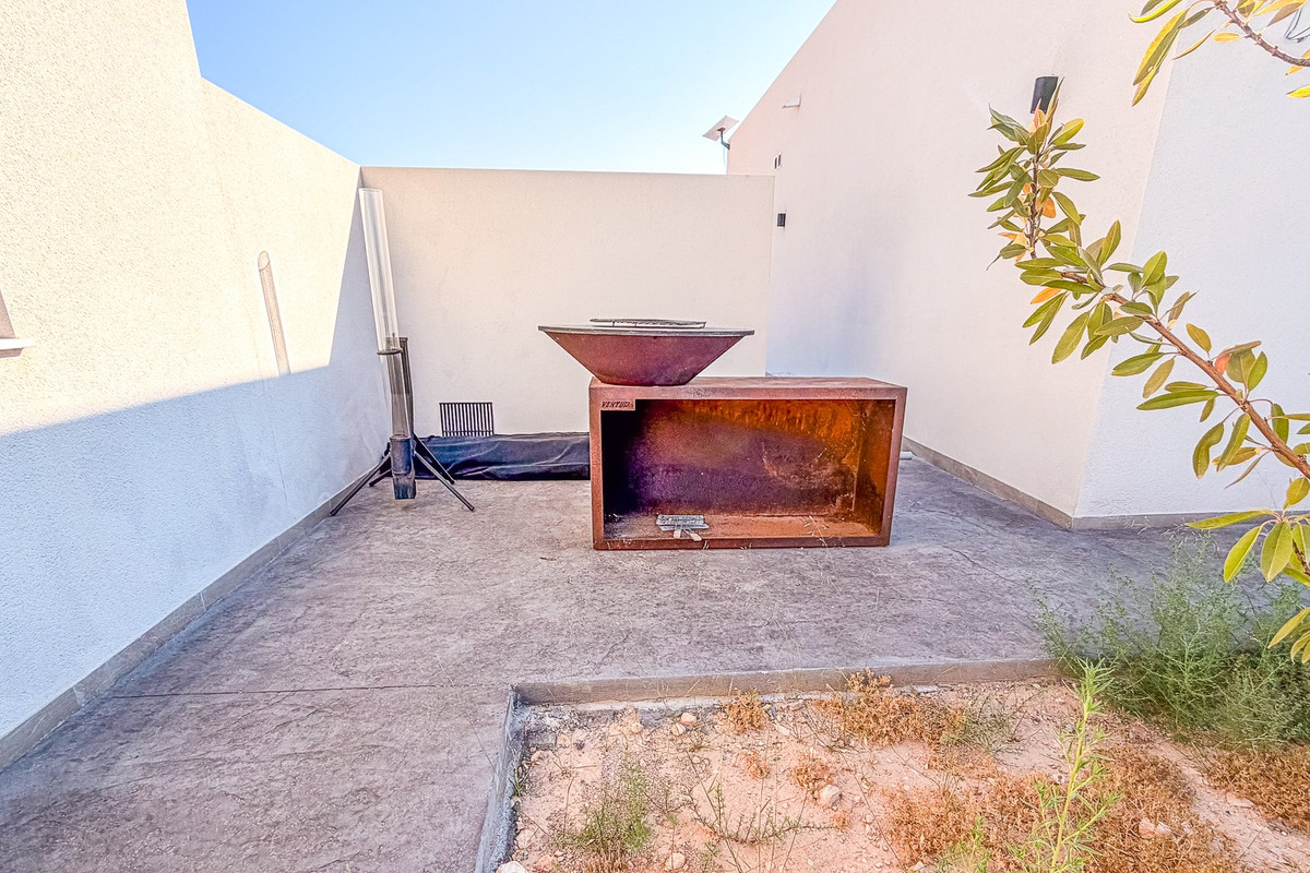 Property main view 33