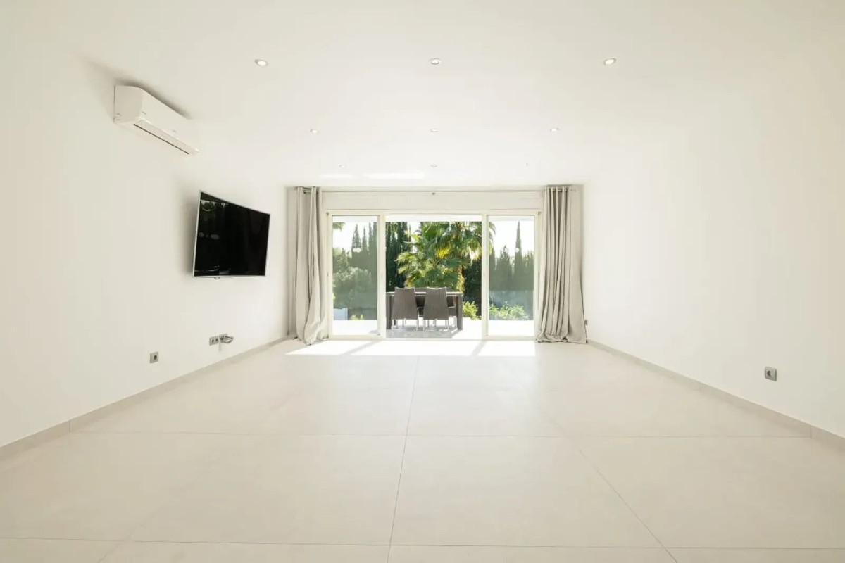 Huis te koop in Atalaya | 4 slaapkamers H3326254