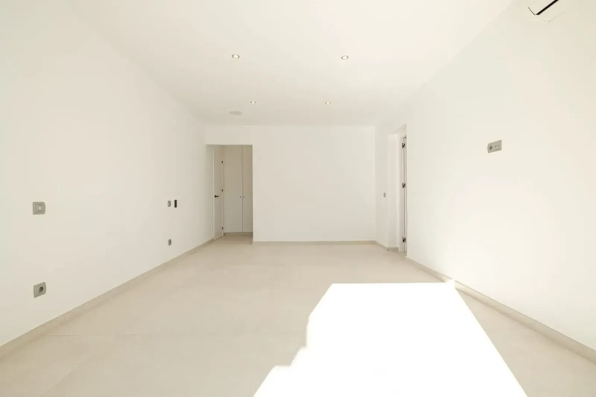 Huis te koop in Atalaya | 4 slaapkamers H3326254