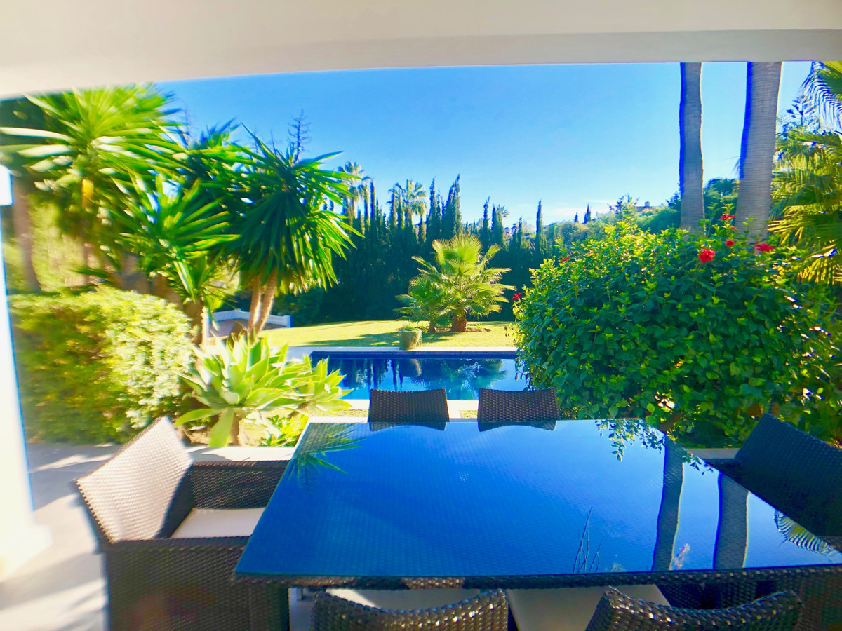 Huis te koop in Atalaya | 4 slaapkamers H3326254