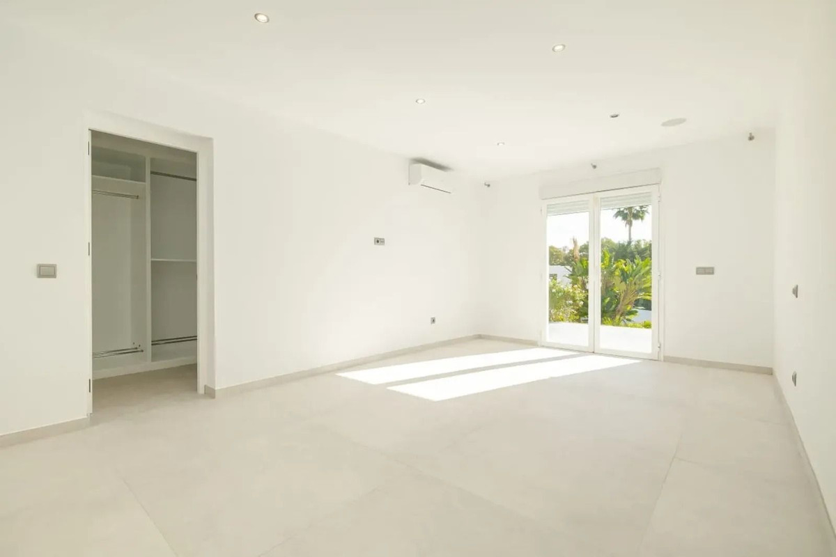 Huis te koop in Atalaya | 4 slaapkamers H3326254