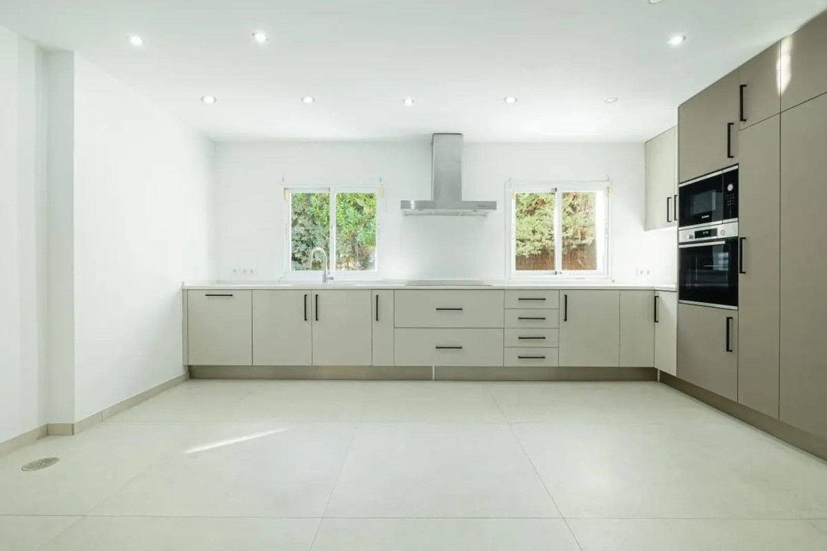 Huis te koop in Atalaya | 4 slaapkamers H3326254