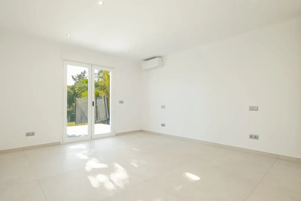 Huis te koop in Atalaya | 4 slaapkamers H3326254