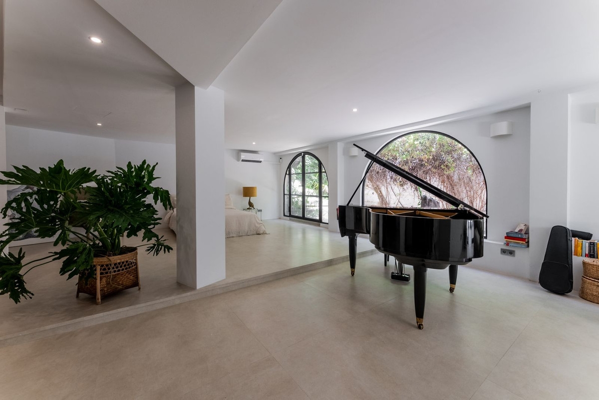 Property main view 12