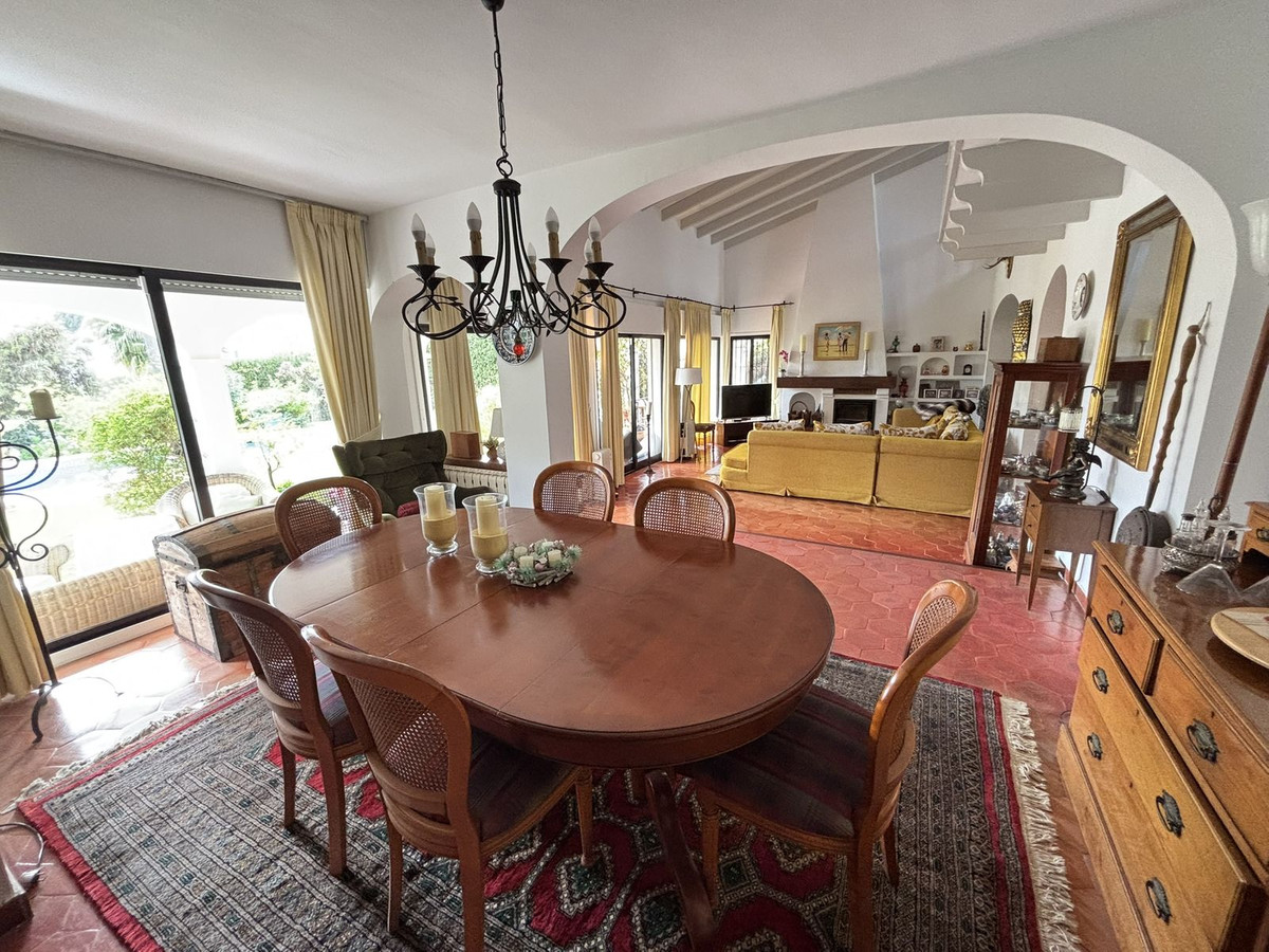Vrijstaande Villa in Atalaya-33
