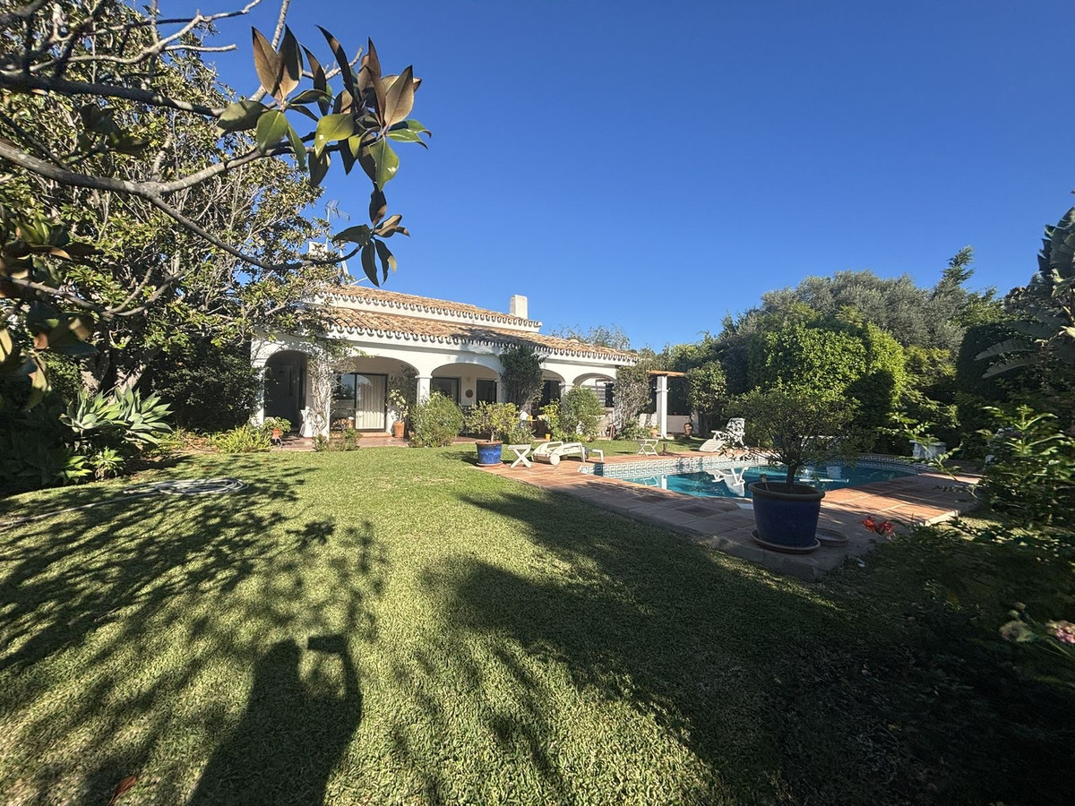 Vrijstaande Villa in Atalaya-46