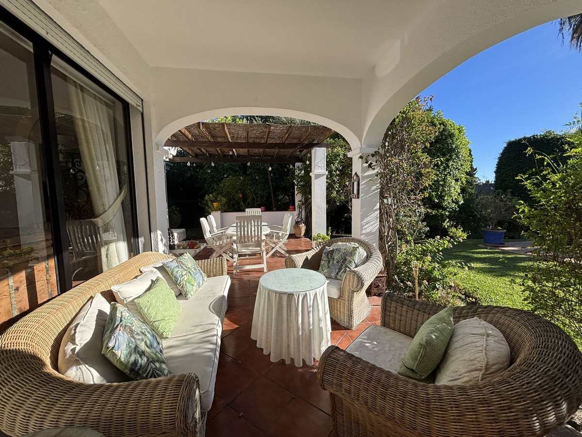 Vrijstaande Villa in Atalaya-5