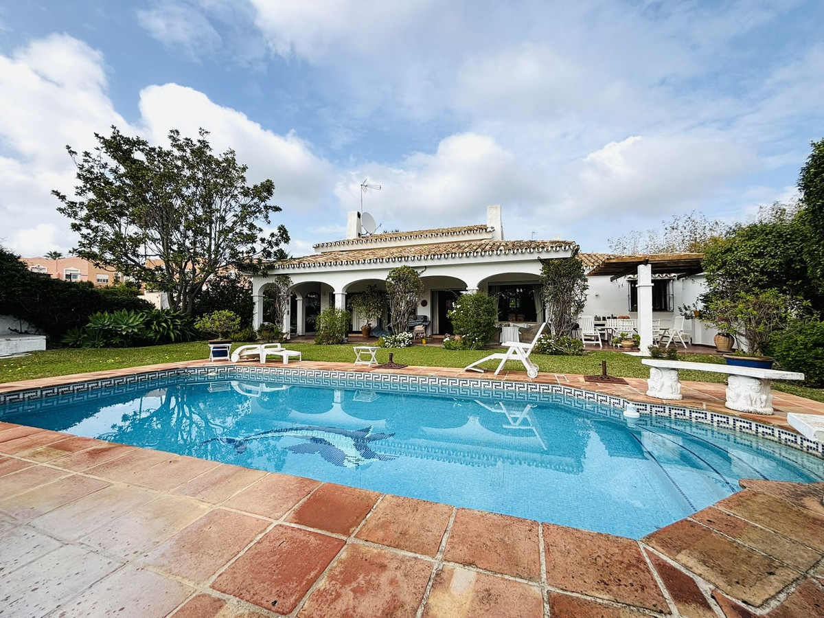 Vrijstaande Villa in Atalaya-56