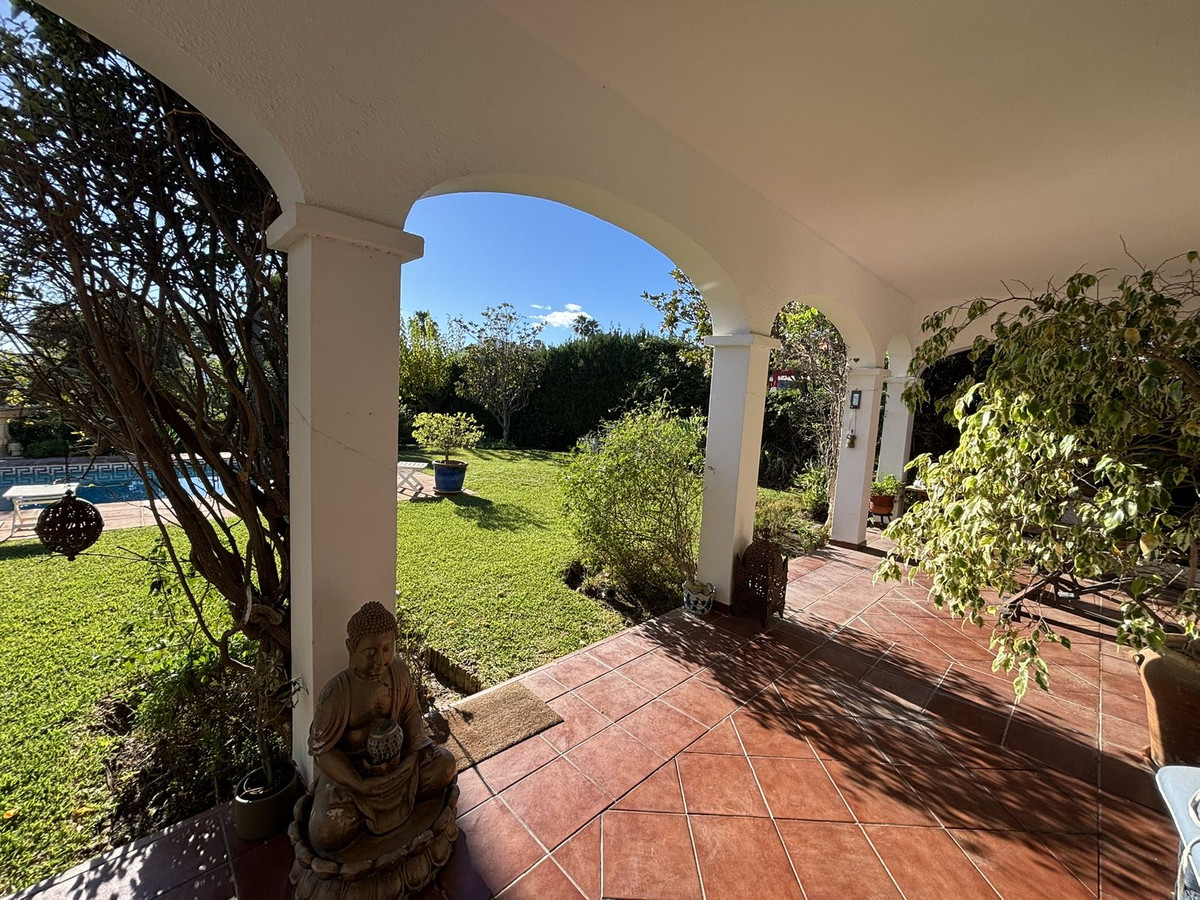 Vrijstaande Villa in Atalaya-6