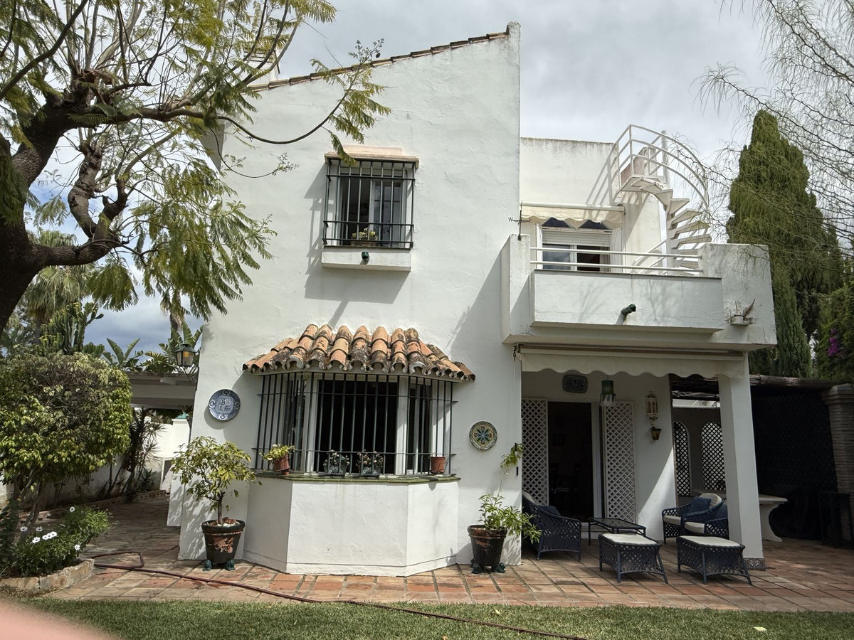 Vrijstaande Villa in Atalaya-14