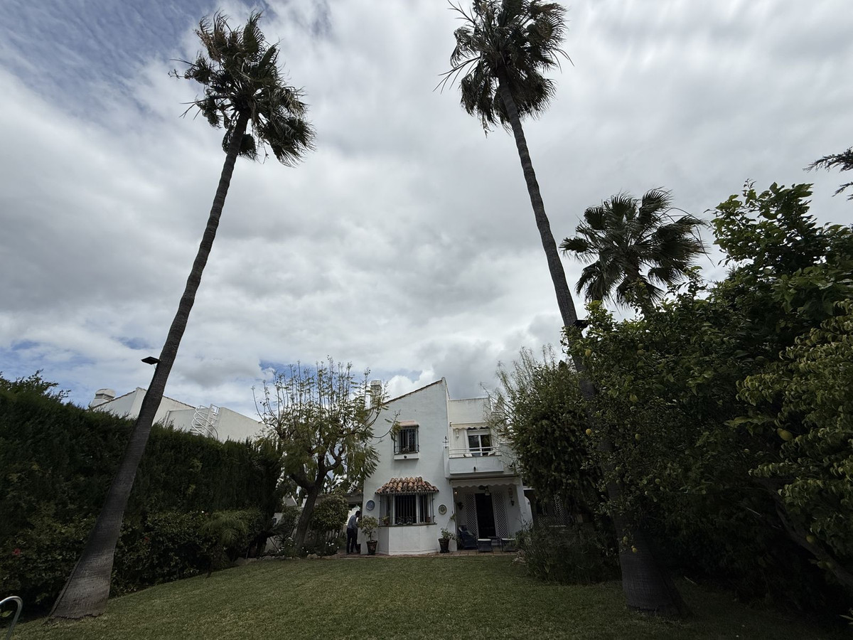 Vrijstaande Villa in Atalaya-2