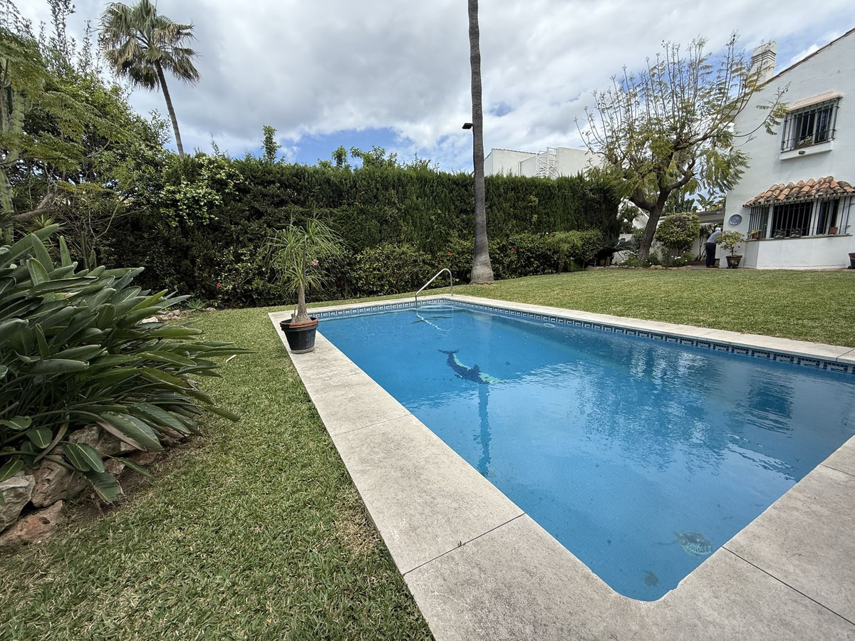 Vrijstaande Villa in Atalaya-29