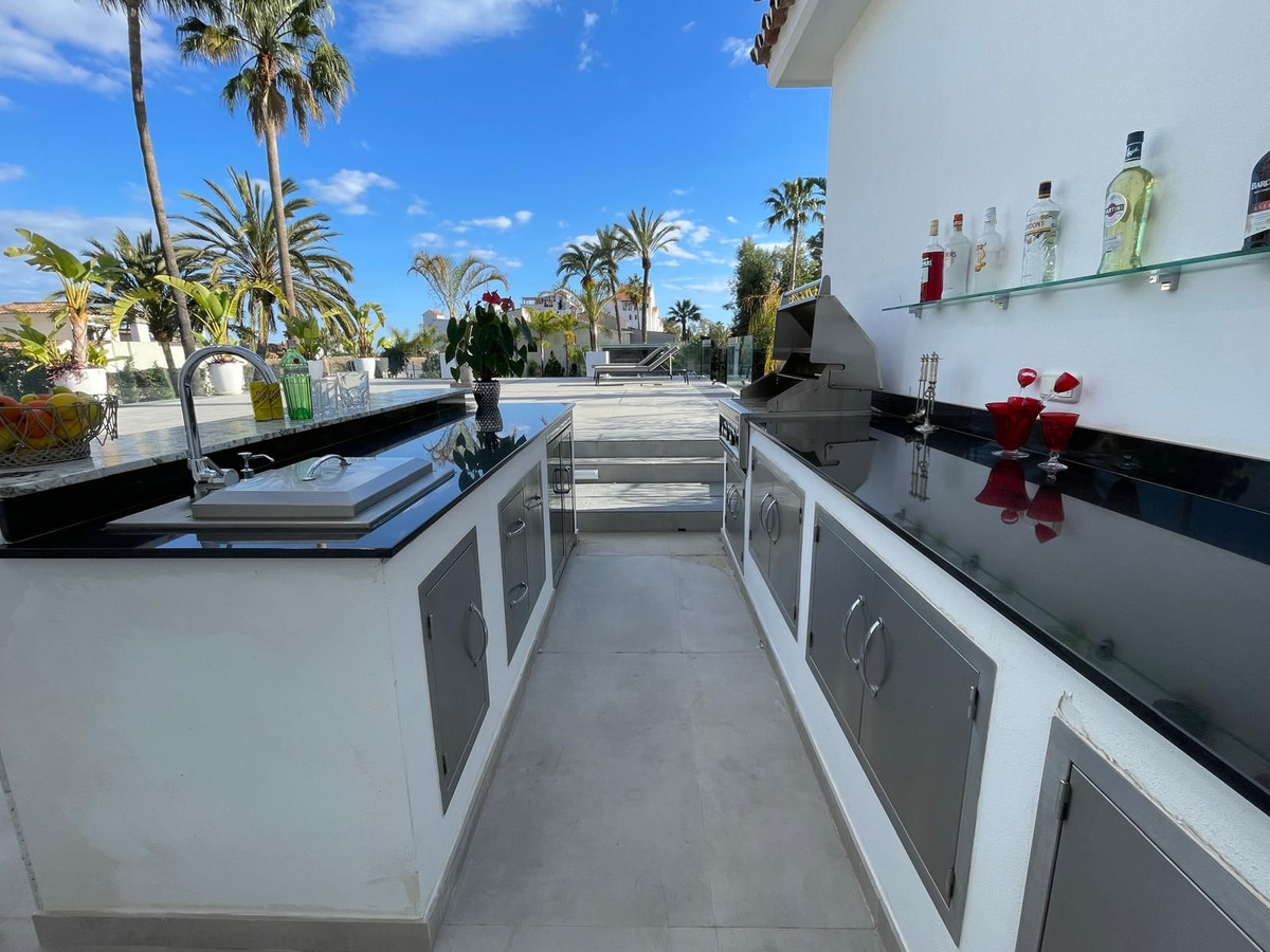 Vrijstaande Villa in Atalaya-11