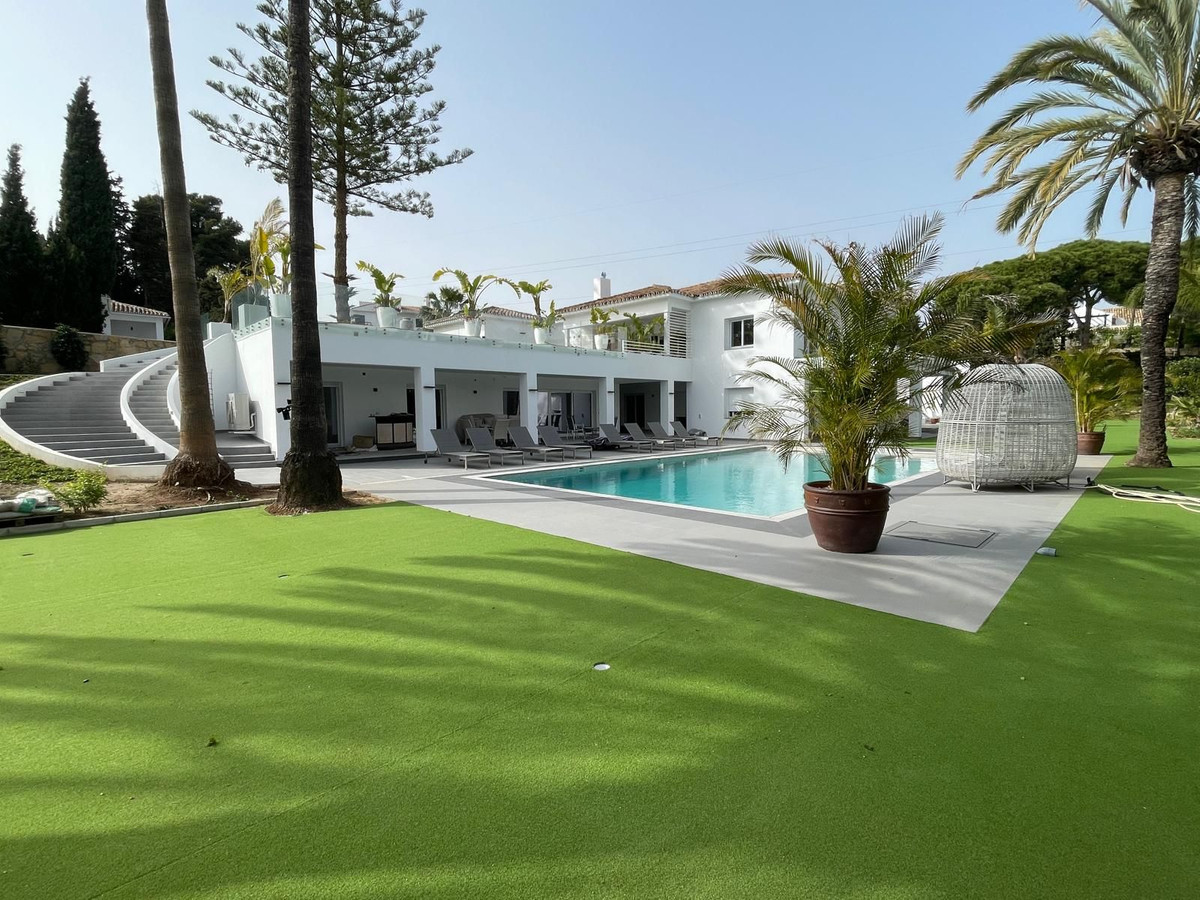 Vrijstaande Villa in Atalaya-2