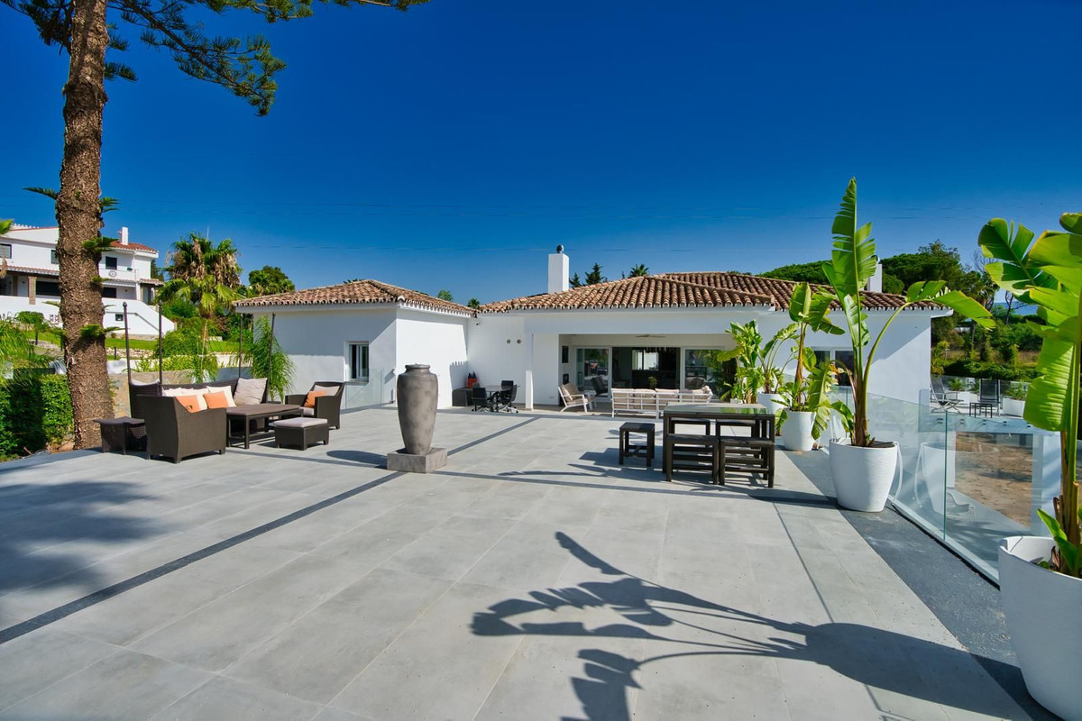 Vrijstaande Villa in Atalaya-3