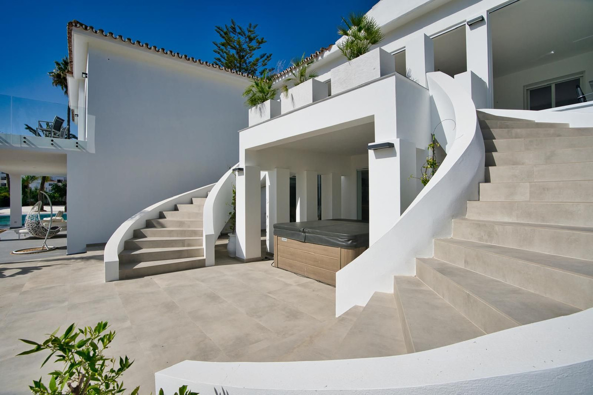 Vrijstaande Villa in Atalaya-5
