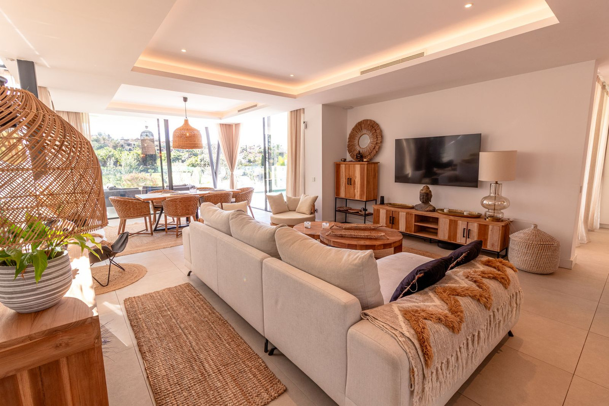 Vrijstaande Villa in Atalaya-12