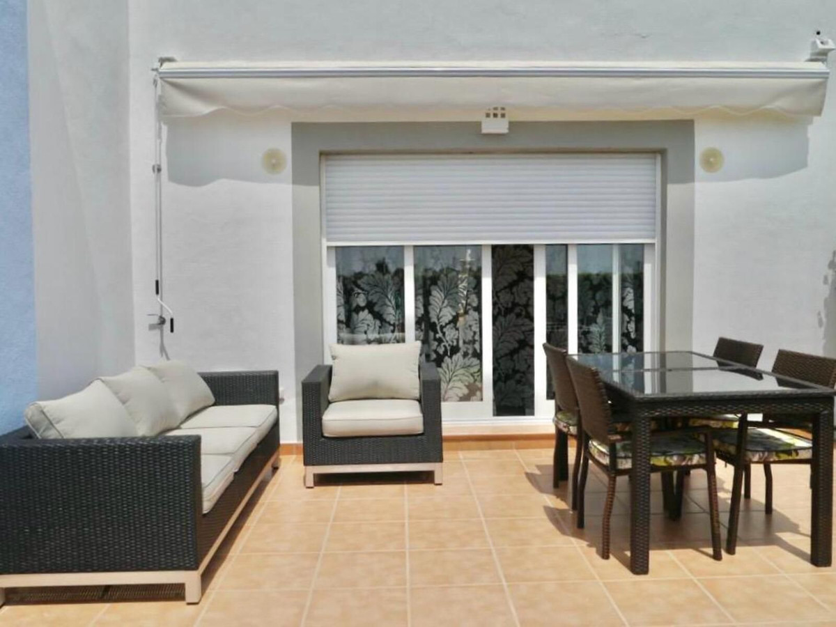 Huis te koop in Atalaya | 3 slaapkamers H5046706