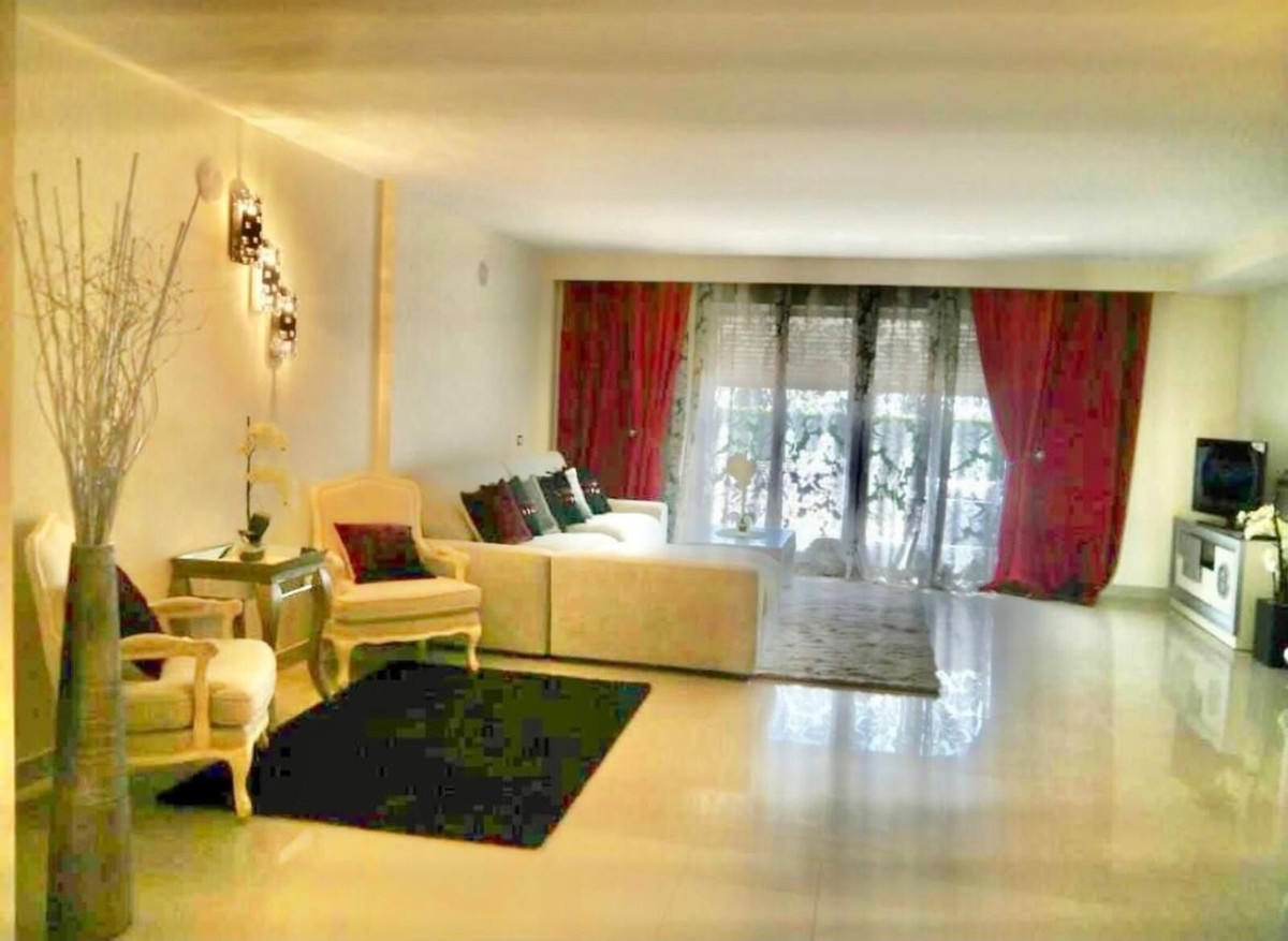 Huis te koop in Atalaya | 3 slaapkamers H5046706