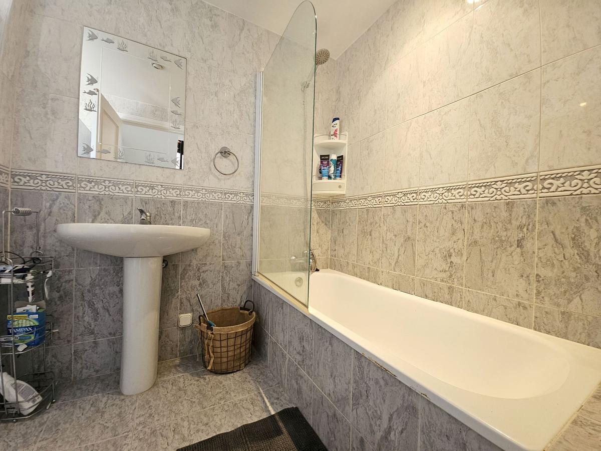 Huis te koop in Atalaya | 3 slaapkamers H5048176