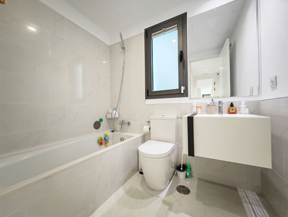Appartement te koop in Atalaya | 3 slaapkamers H5064334