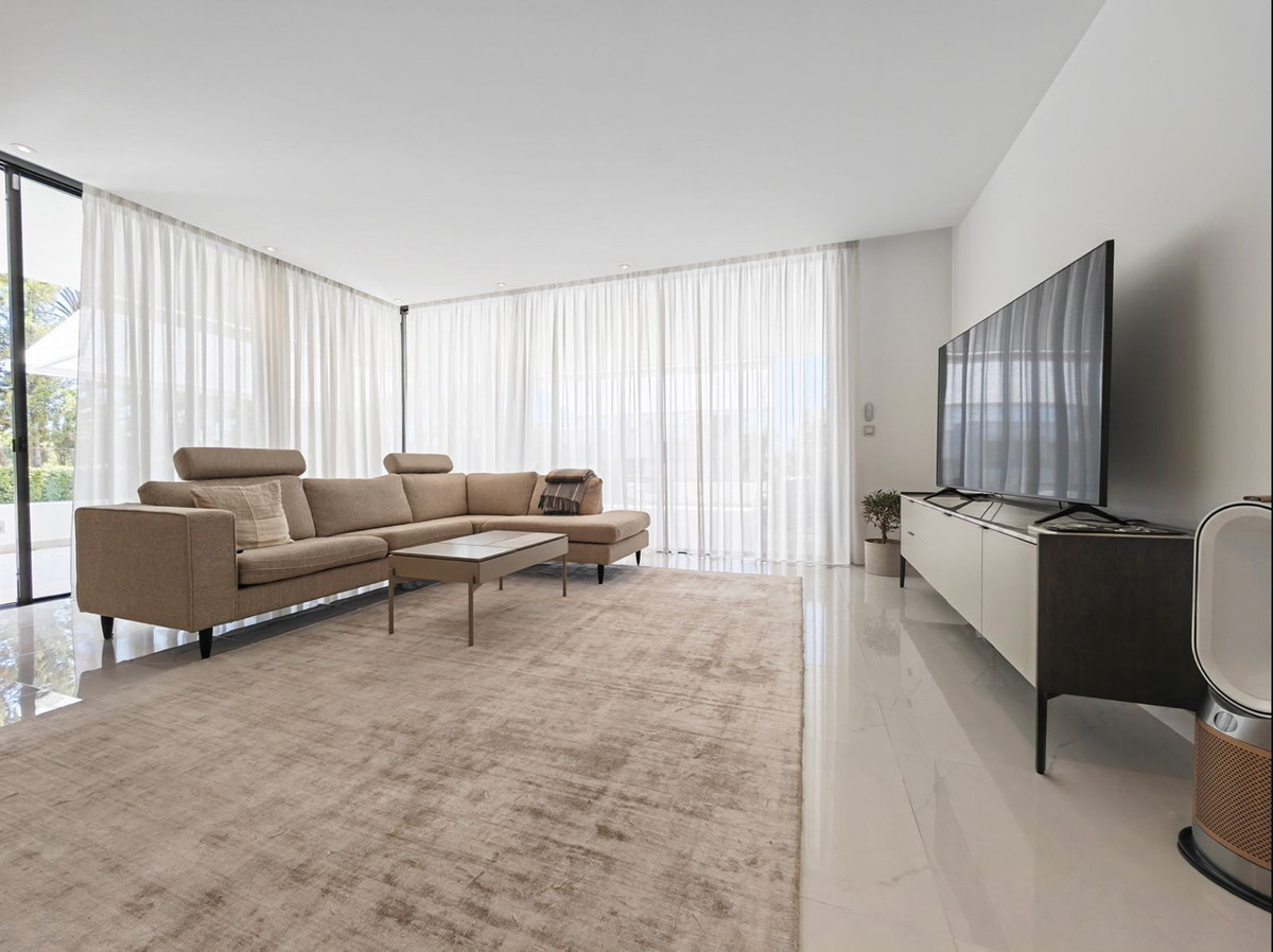 Appartement te koop in Atalaya | 3 slaapkamers H5064334