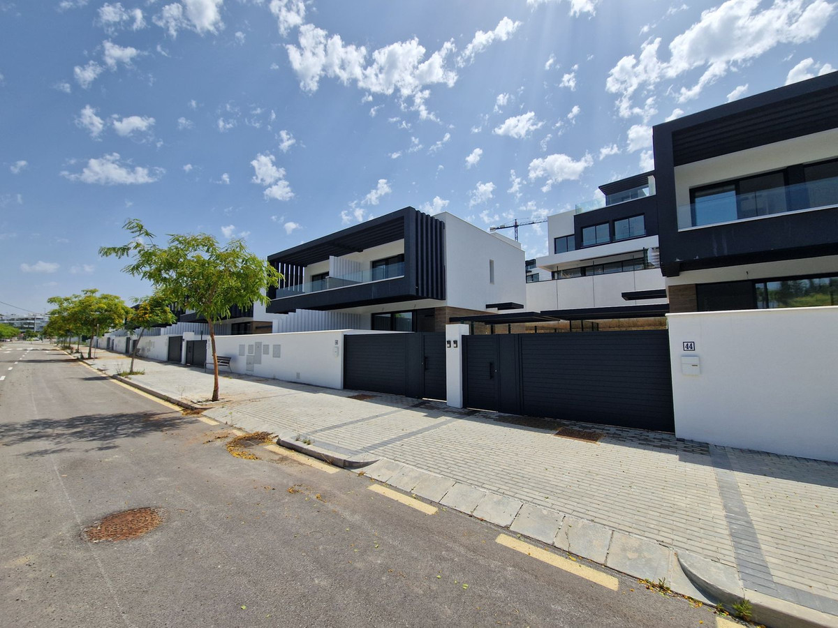 Huis te koop in Atalaya | 3 slaapkamers H5074180