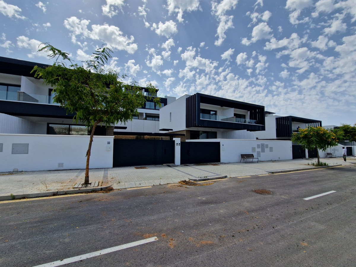 Huis te koop in Atalaya | 3 slaapkamers H5074180