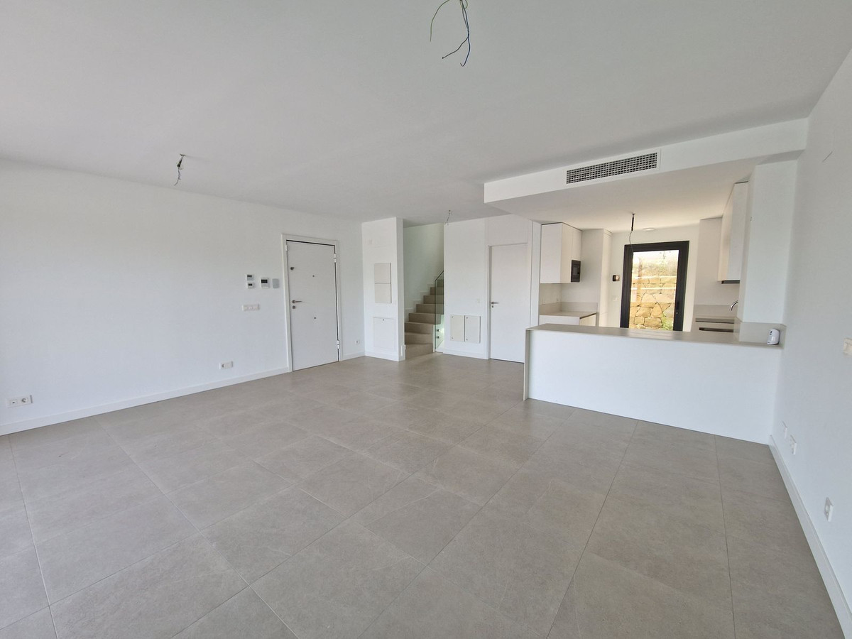 Huis te koop in Atalaya | 3 slaapkamers H5074180