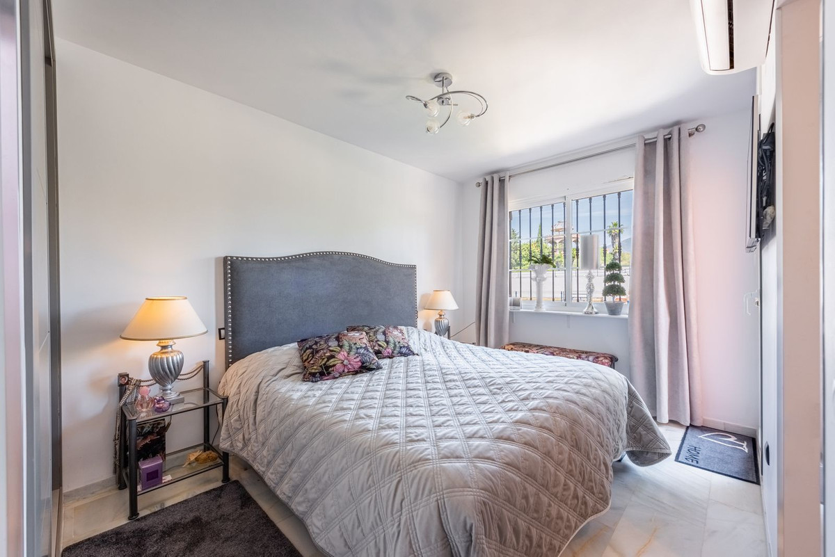 Townhouse for sale in Atalaya | 4 bedrooms H5107918