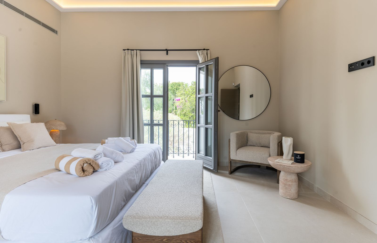 Huis te koop in Atalaya | 5 slaapkamers H5134450