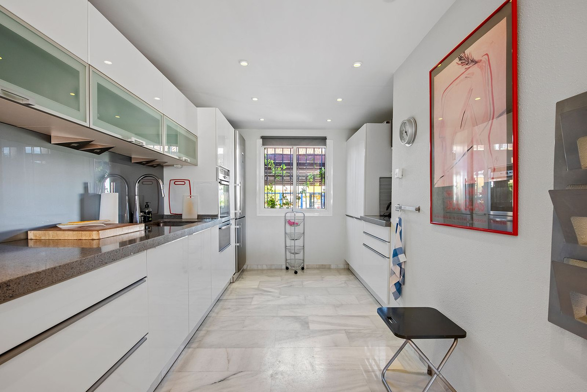 Huis te koop in Atalaya | 4 slaapkamers H5145052