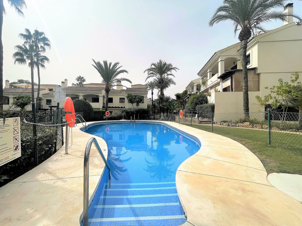 Huis te koop in Atalaya | 4 slaapkamers H5150860