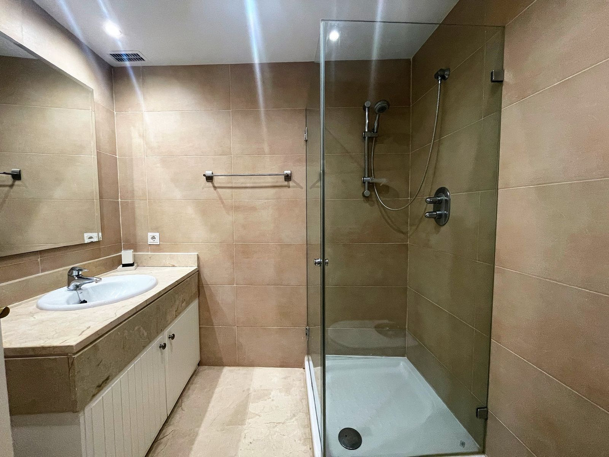 Huis te koop in Atalaya | 4 slaapkamers H5150860