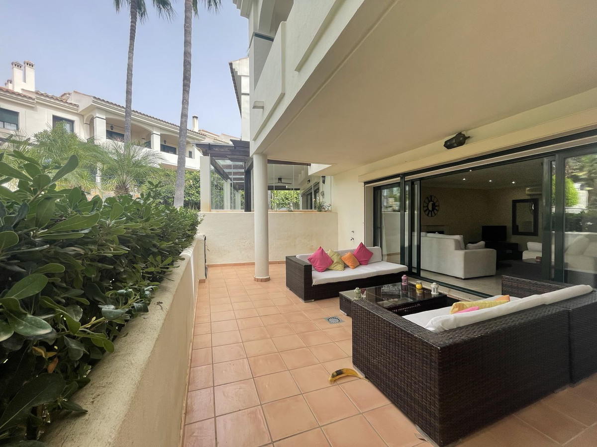 Huis te koop in Atalaya | 4 slaapkamers H5150860