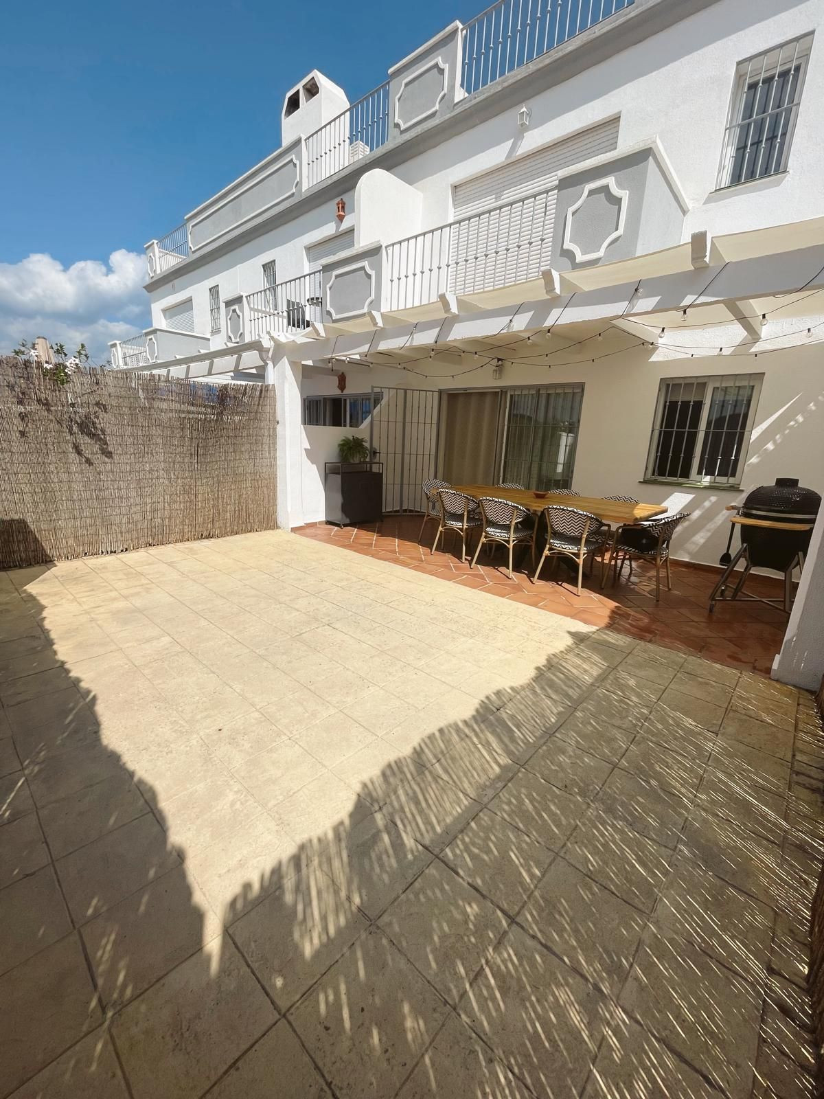 Huis te koop in Atalaya | 3 slaapkamers H5159662