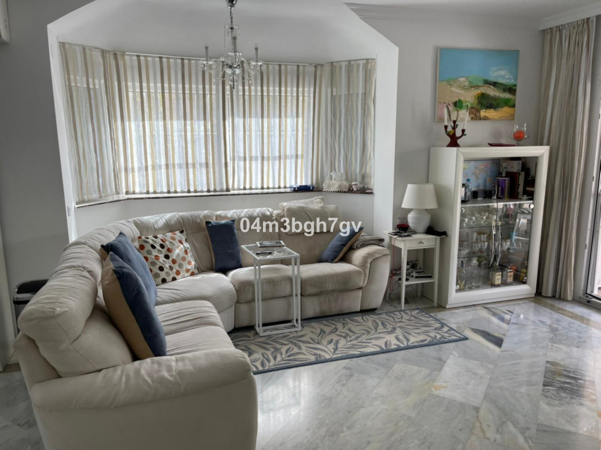 Huis te koop in Atalaya | 4 slaapkamers H5225326