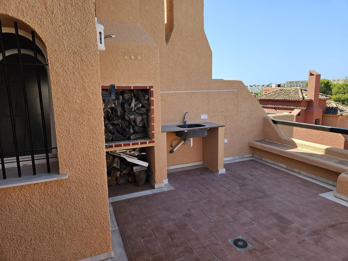 Huis te koop in Atalaya | 3 slaapkamers H5228782