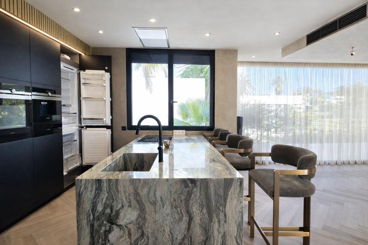 Huis te koop in Atalaya | 3 slaapkamers H5286979