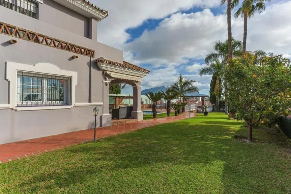 Huis te koop in Atalaya | 3 slaapkamers H5310580