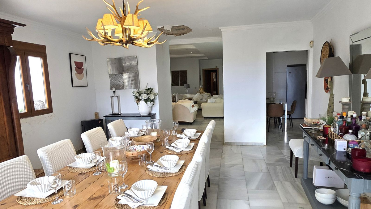 Huis te koop in Atalaya | 6 slaapkamers H5322523