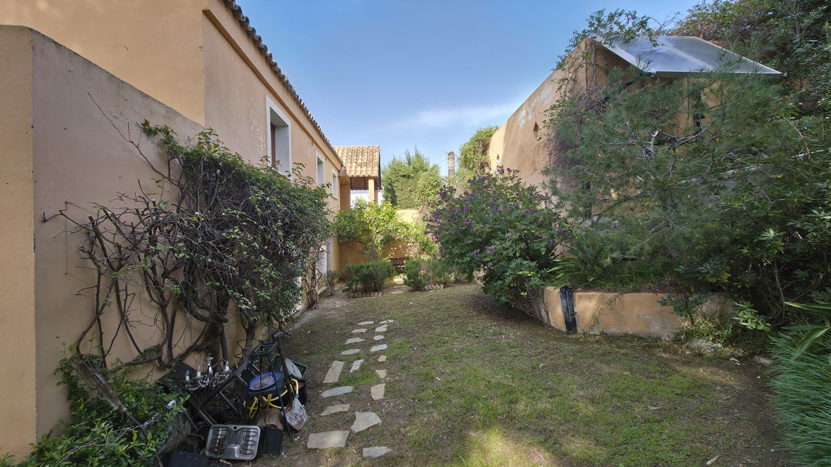 Huis te koop in Atalaya | 6 slaapkamers H5322523