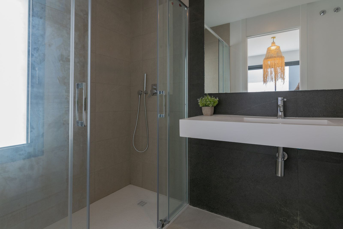 Huis te koop in Atalaya | 4 slaapkamers H5327509