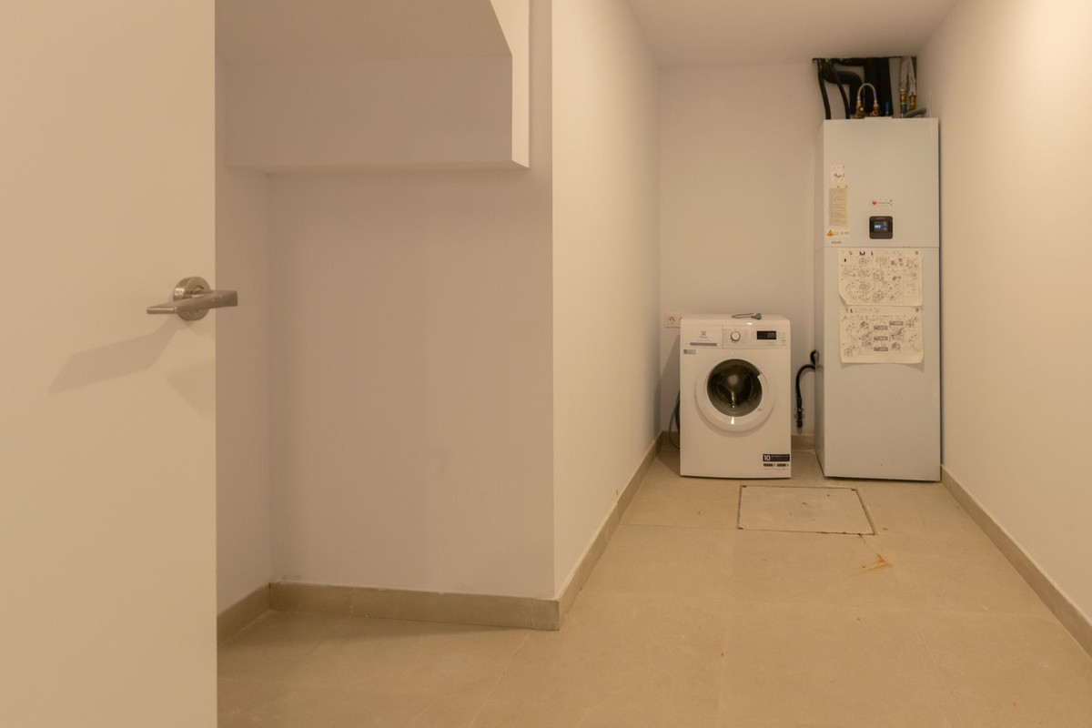 Huis te koop in Atalaya | 4 slaapkamers H5327509