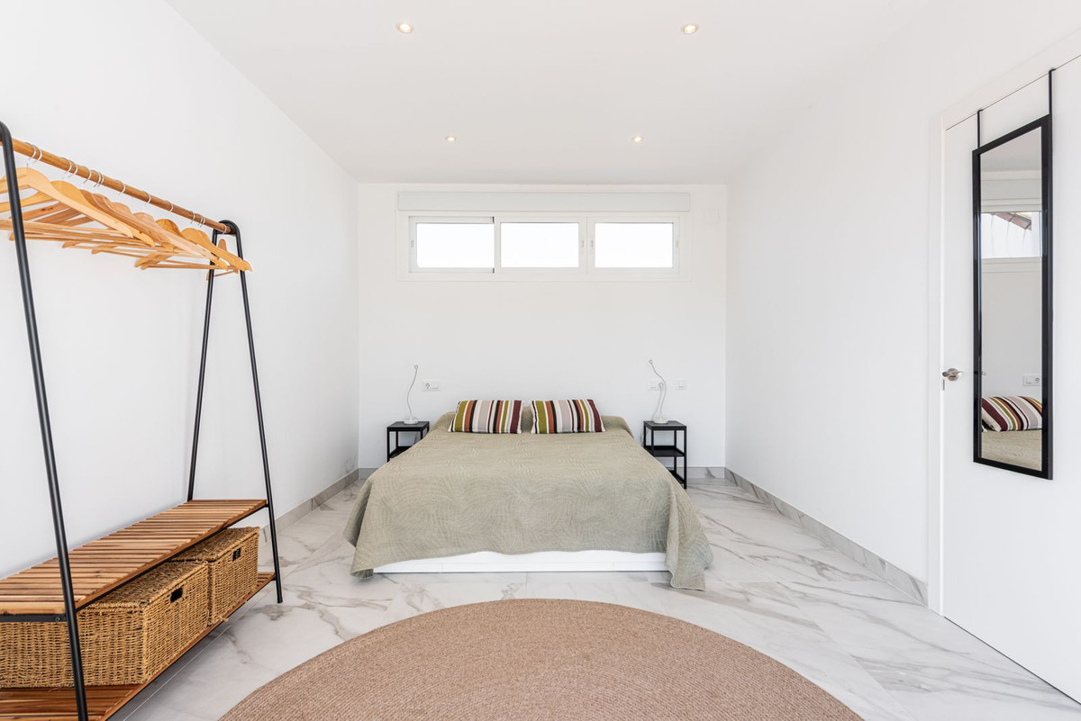 Huis te koop in Atalaya | 4 slaapkamers H5330665