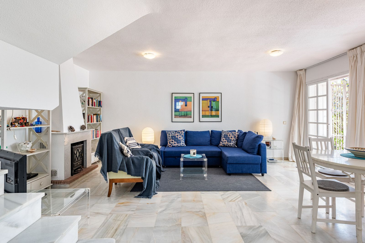 Huis te koop in Atalaya | 4 slaapkamers H5330665