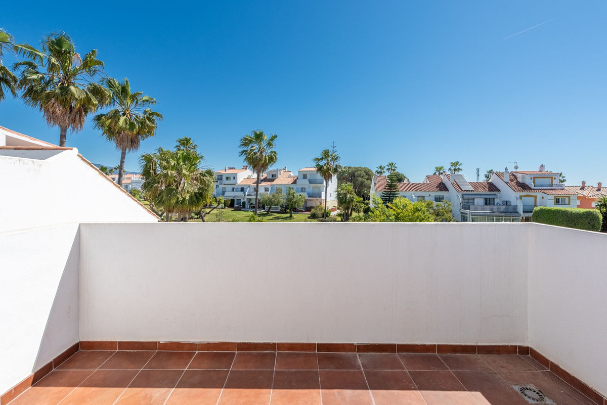 Huis te koop in Atalaya | 4 slaapkamers H5330665