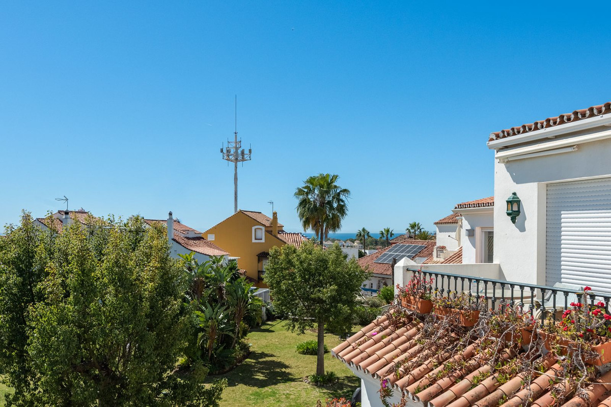Huis te koop in Atalaya | 4 slaapkamers H5330665