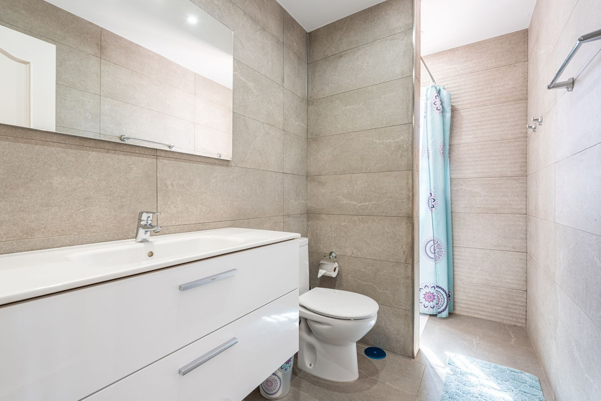 Huis te koop in Atalaya | 4 slaapkamers H5330665